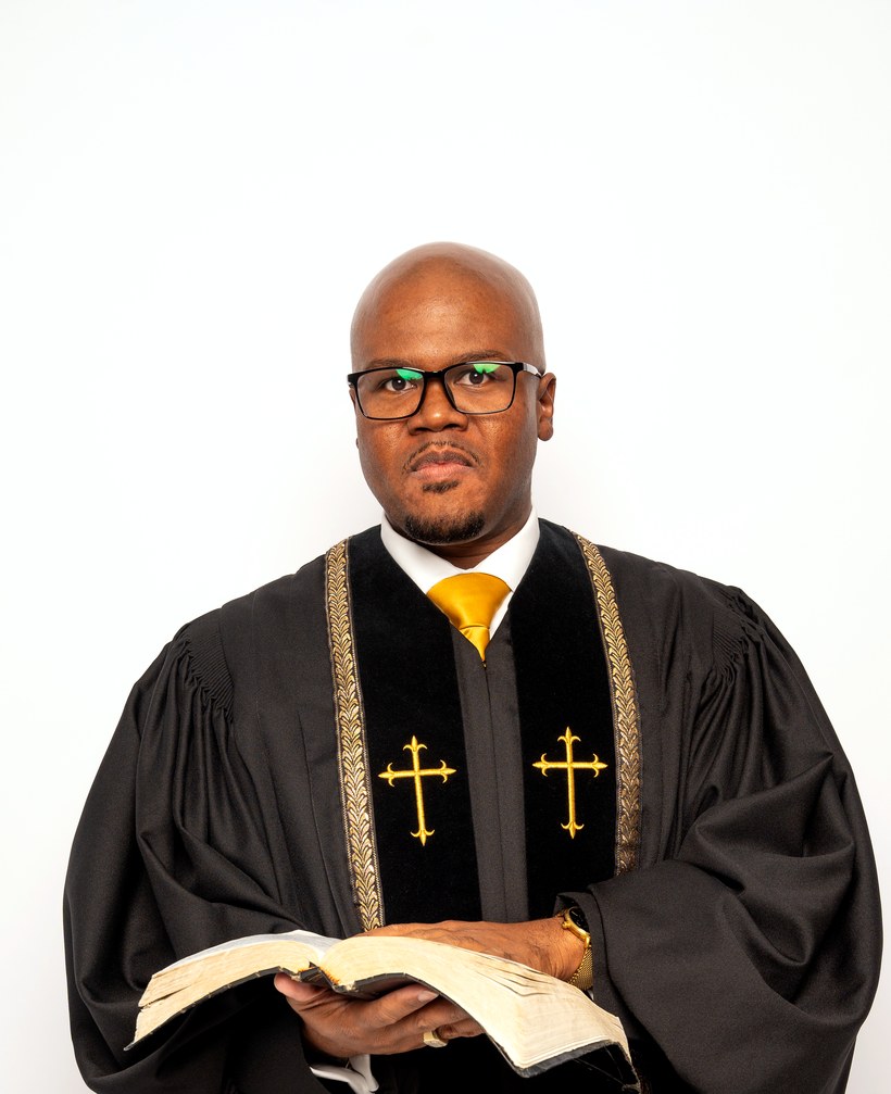 Pastor Vaughn E. Sanders, II